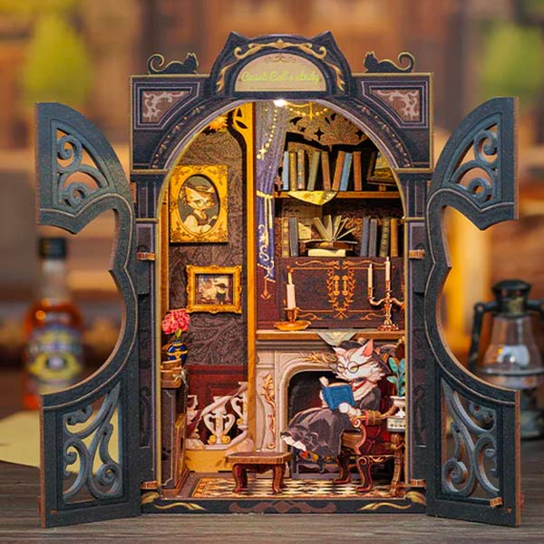 CuteBee Miniatura Count Cat's Study - L'Orso Dado